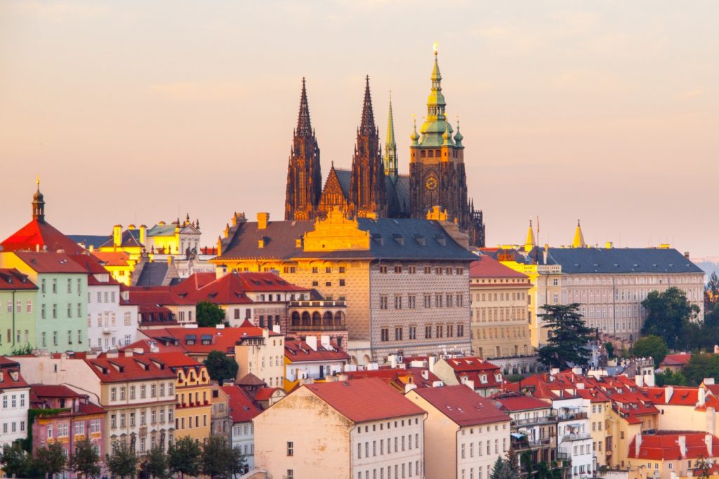 Objek Wisata yang Wajib Dikunjungi di Praha
